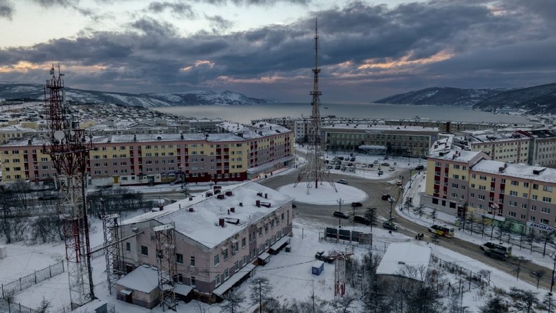 В Магаданской области мигрантам запретили управлять общественным транспортом в 2024 году