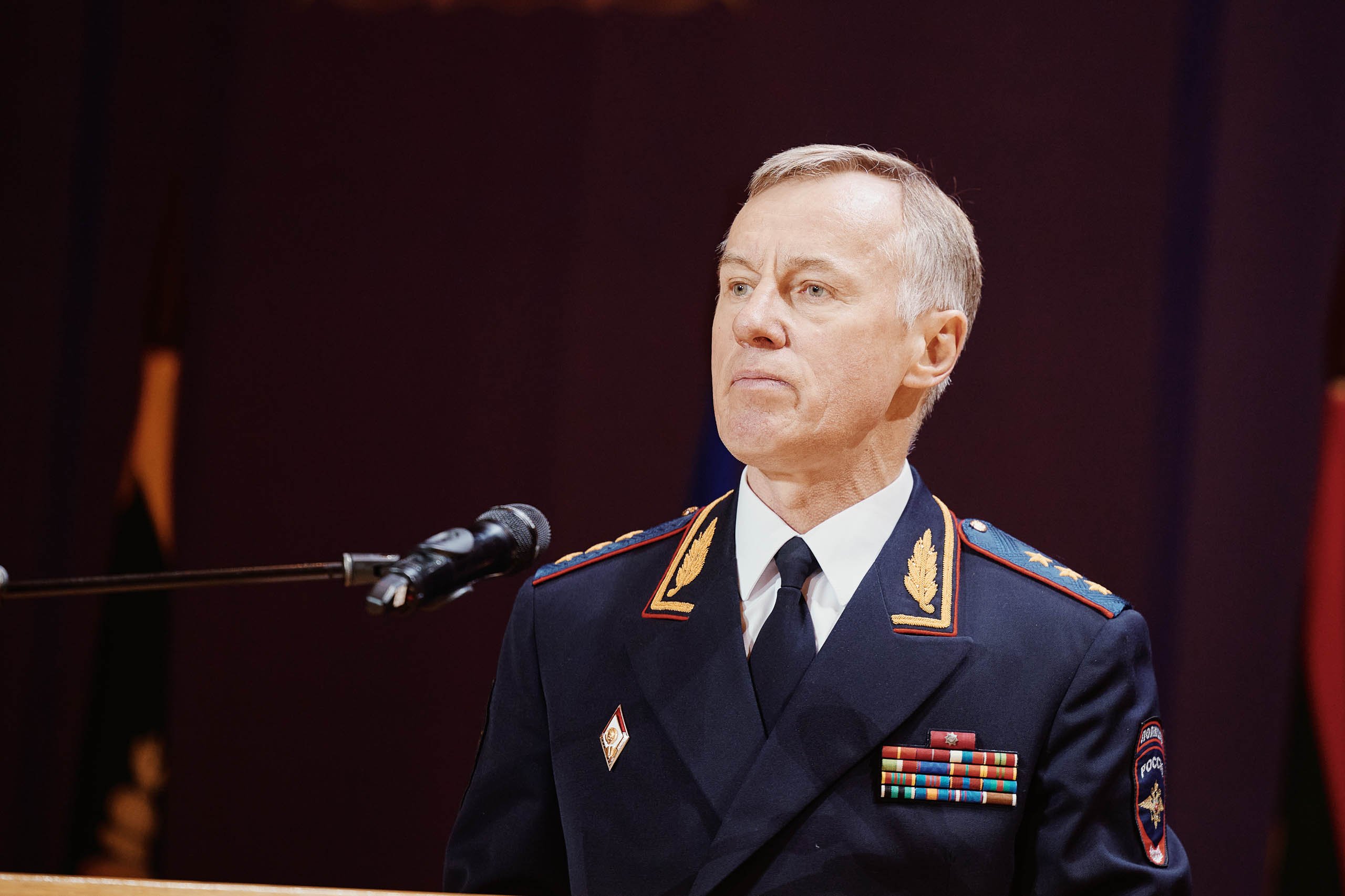 2025-02-25_12-41-21_ak