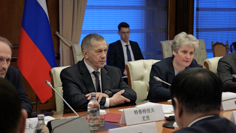 Трутнев