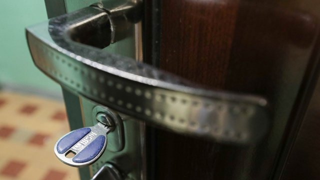 Дети-сироты смогут получить жилищный сертификат при достижении 21 года
