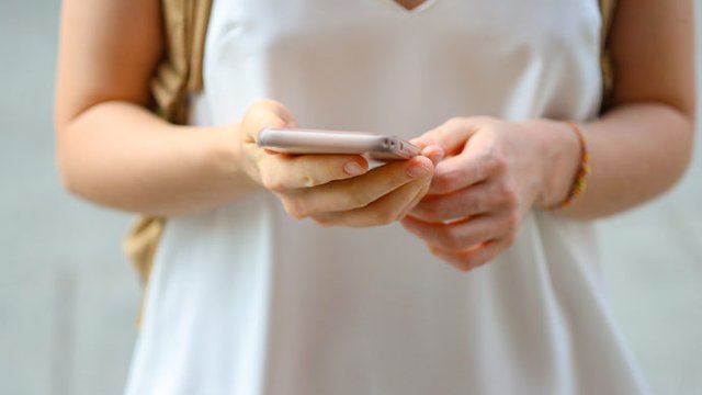 ФАС обязала мобильных операторов отменить платную раздачу интернета с устройств