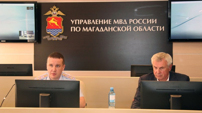 Владимир Колокольцев представил личному составу нового начальника УМВД России по Магаданской области