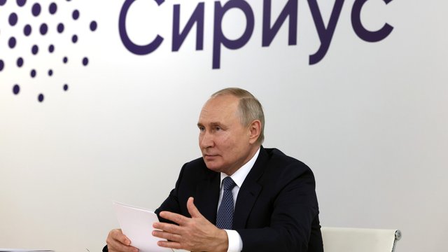 Президент призвал создавать единую творческую среду для развития детей во всех российских школах