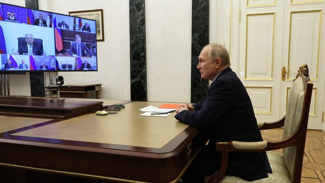 Президент обсудил с членами Совбеза развитие сотрудничества со странами СНГ