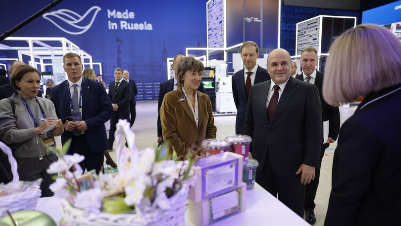 Правительство планирует запустить программу продвижения российских товаров