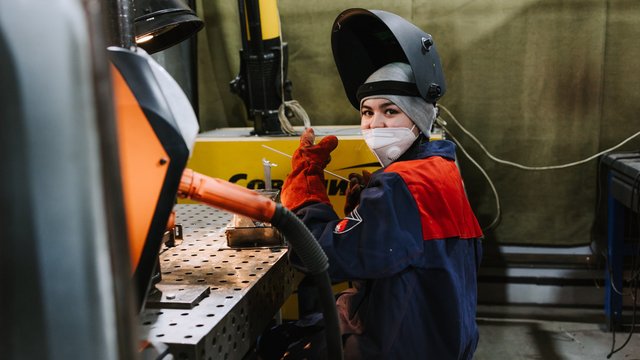 f78b54a80b346cb377a7_2000x