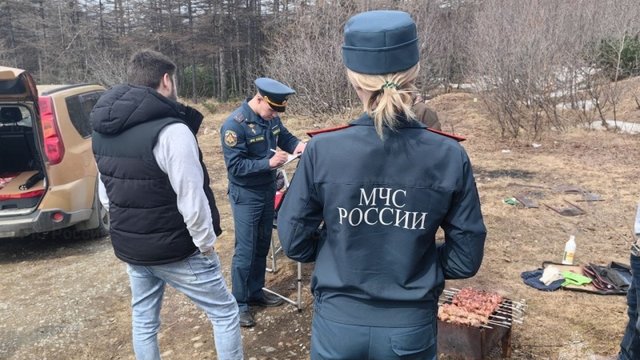 inspektory-gospozhnadzora-vyshli-v-reyd-po-shashlychnikam-vyyavlyat-narushiteley-pomogala-bespilotnaya-aviaciya_1716063649284503870__800x800__watermark