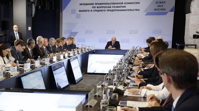 Мишустин: Число проверок бизнеса снизилось до исторического минимума