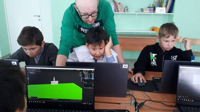 Двухнедельную образовательную сессию провели для школьников поселка Эвенск