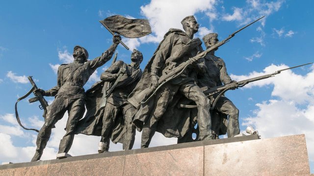 Более 3 млрд рублей направят на поддержку ветеранов-блокадников