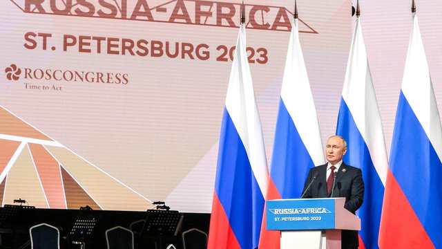 Президент: Россия и страны Африки вместе выступают за формирование справедливого многополярного мироустройства