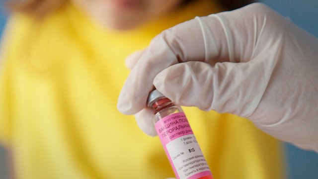 Минздрав РФ опроверг дефицит вакцин от полиомиелита