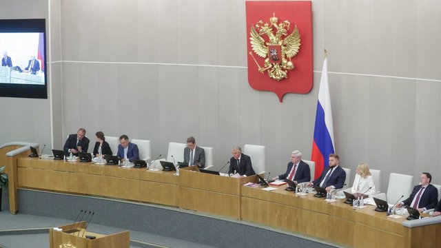 Володин поручил профильным думским комитетам вести ежедневный мониторинг цен на ГСМ