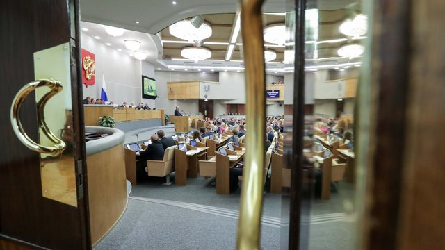 Депутаты Госдумы обсудили с главой Минпросвещения обеспечение школ учебниками